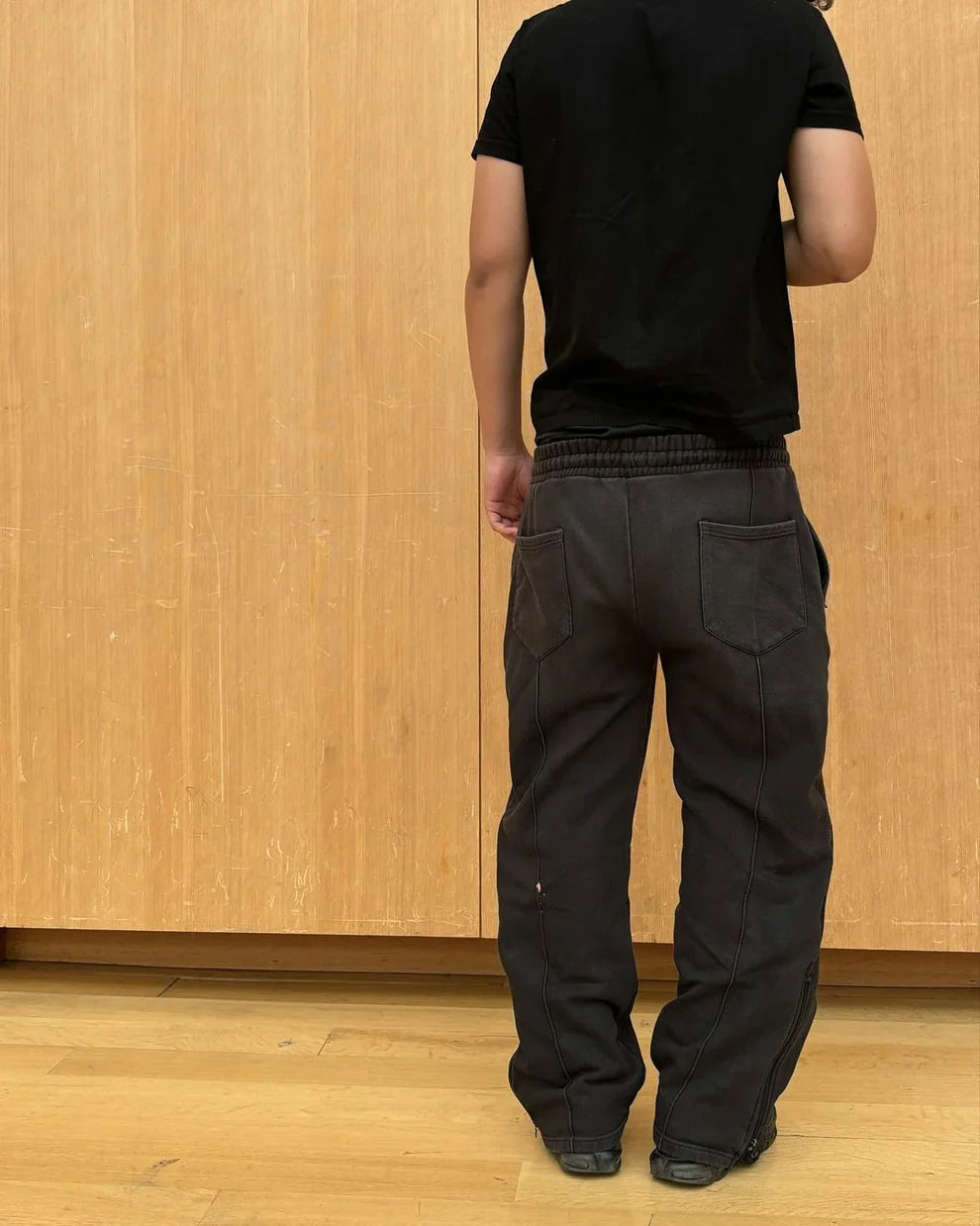 VEYRAA™ SWEATPANTS